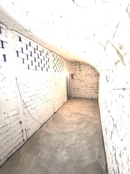 Location Cave 10m² République